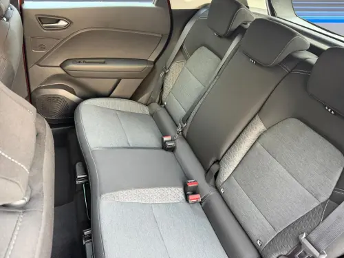 Renault Captur E-Tech 145 - 21 Business - Photo 15