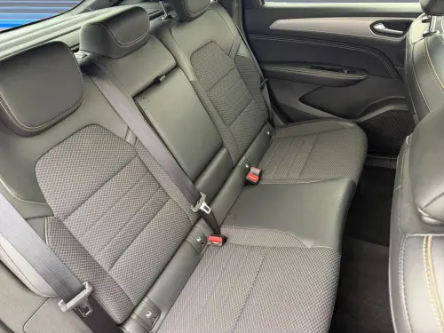 Renault Arkana E-Tech 145 - 23 Techno - Photo 17