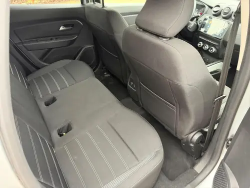 Dacia Duster Blue dCi 115 4x2 Prestige - Photo 24