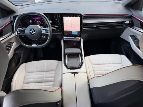 Renault Espace Espace E-Tech hybrid 200 Iconic - Photo 11