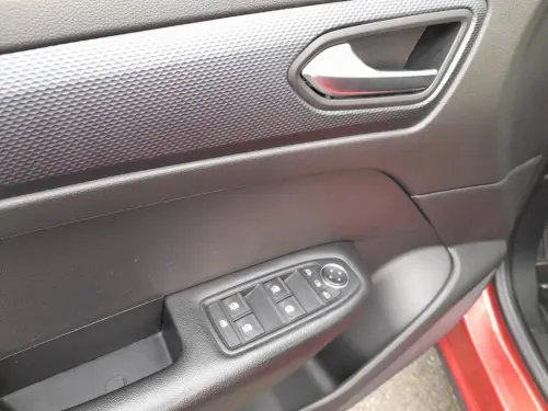 Renault Arkana E-Tech 145 - 23 Evolution - Photo 10