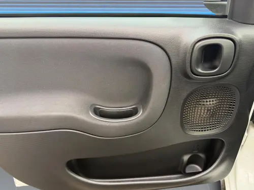 Fiat Panda 1.2 69 ch S/S City Cross - Photo 10