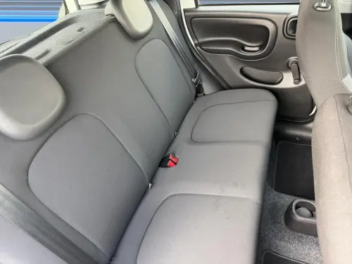 Fiat Panda 1.2 69 ch S/S City Cross - Photo 17