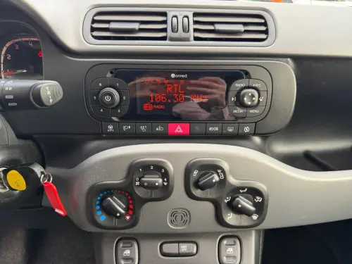 Fiat Panda 1.2 69 ch S/S City Cross - Photo 20