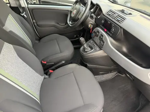 Fiat Panda 1.2 69 ch S/S City Cross - Photo 22