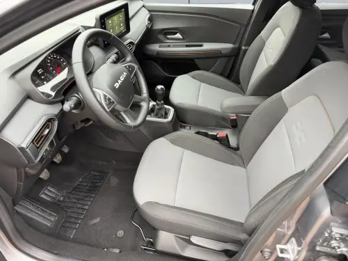 Dacia Jogger ECO-G 100 7 places GSR2 Extreme + - Photo 9