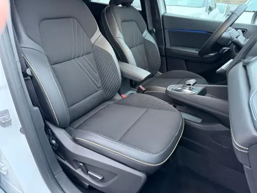 Renault Symbioz E-Tech full hybrid 145 Iconic - Photo 23