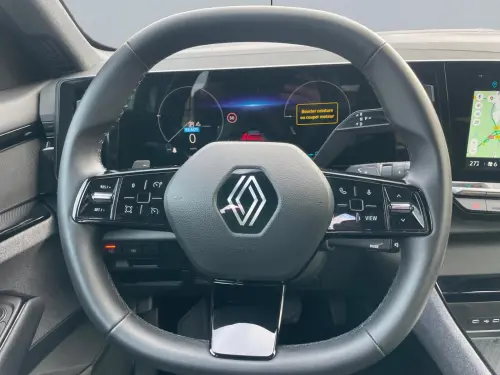 Renault Austral E-Tech hybrid 200 Evolution - Photo 13