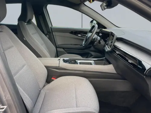 Renault Austral E-Tech hybrid 200 Evolution - Photo 17