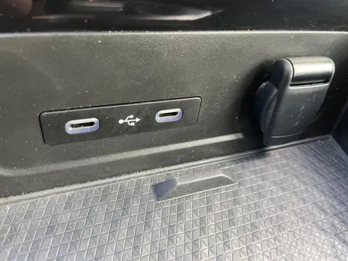 Renault Austral E-Tech hybrid 200 Evolution - Photo 24