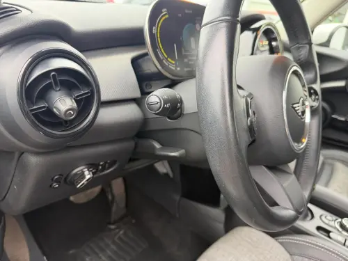 Mini Cooper Hatch 3 Portes Cooper SE 184 ch Essential - Photo 21