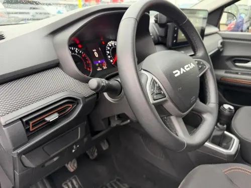 Dacia Sandero TCe 90 Stepway Expression - Photo 22