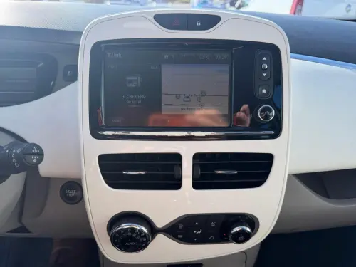 Renault Zoe Life Charge Rapide - Photo 20