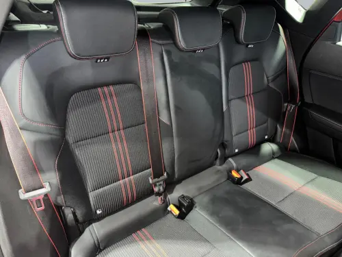 Renault Captur E-Tech 145 - 21 R.S. Line - Photo 17