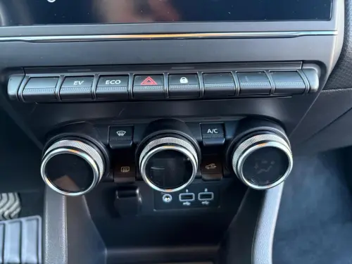 Renault Clio Clio E-Tech 140 - 21 Business - Photo 23