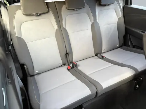 Dacia Jogger Hybrid 140 7 places GSR2 Extreme - Photo 17