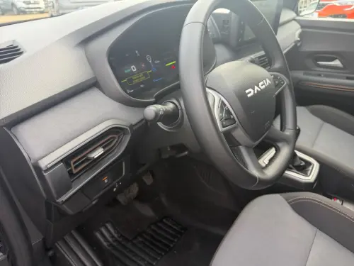 Dacia Jogger Hybrid 140 7 places GSR2 Extreme - Photo 21