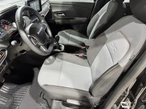 Dacia Sandero ECO-G 100 GSR2 Stepway Extreme + - Photo 9