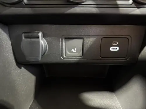 Dacia Sandero ECO-G 100 GSR2 Stepway Extreme + - Photo 22