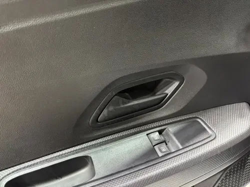 Dacia Sandero SCe 65 Essential - Photo 10