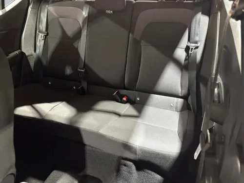 Dacia Sandero SCe 65 Essential - Photo 15