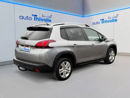 Peugeot 2008 BlueHDi 100ch S&S BVM5 Signature - Photo 4