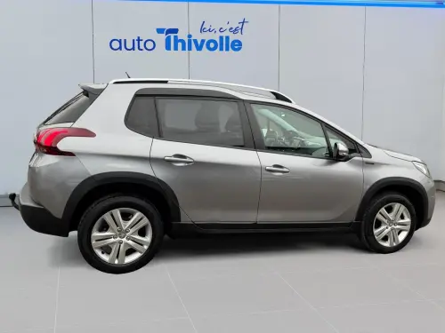 Peugeot 2008 BlueHDi 100ch S&S BVM5 Signature - Photo 5