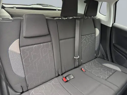 Peugeot 2008 BlueHDi 100ch S&S BVM5 Signature - Photo 17