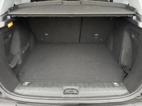 Peugeot 2008 BlueHDi 100ch S&S BVM5 Signature - Photo 18