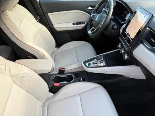 Renault Captur E-Tech full hybrid 145 Iconic - Photo 16