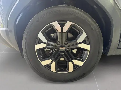 Dacia Duster Hybrid 140 Extreme - Photo 8