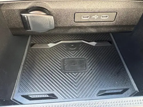 Dacia Bigster Bigster Hybrid 155 Journey - Photo 23