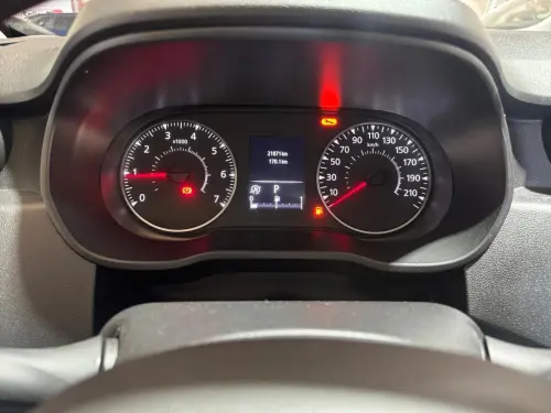 Dacia Duster TCe 150 FAP 4x2 EDC Prestige - Photo 13