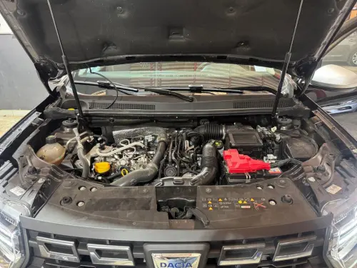 Dacia Duster TCe 150 FAP 4x2 EDC Prestige - Photo 19