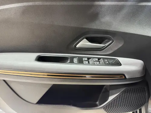 Dacia Jogger Hybrid 140 7 places GSR2 Extreme + - Photo 10