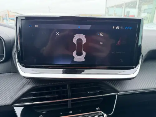 Peugeot 2008 Hybrid 145 e-DCS6 Allure - Photo 20