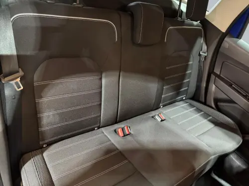 Dacia Duster ECO-G 100 4x2 Journey - Photo 17