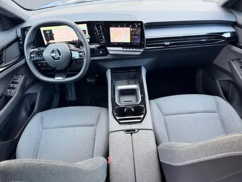 Renault Austral E-Tech hybrid 200 Evolution - Photo 11