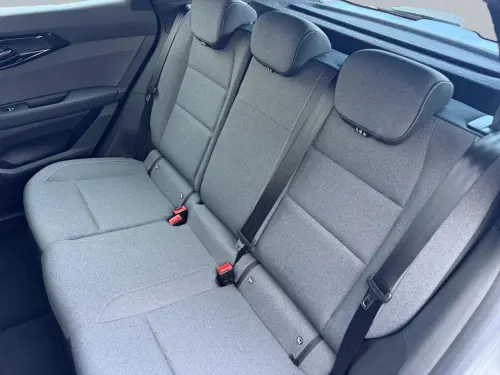 Renault Austral E-Tech hybrid 200 Evolution - Photo 15