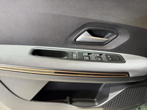 Dacia Jogger TCe 110 7 places GSR2 Extreme - Photo 10