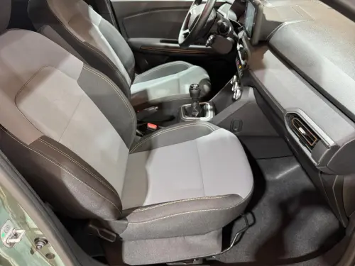 Dacia Jogger TCe 110 7 places GSR2 Extreme - Photo 16