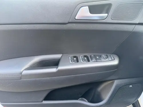 Kia Sportage 1.6 CRDi 136ch MHEV ISG BVM6 4x2 Black Edition - Photo 10