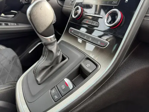 Renault Grand Scenic Grand Scenic TCe 160 EDC Executive - Photo 24