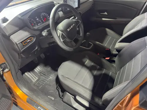 Dacia Sandero TCe 110 Stepway Expression + - Photo 9