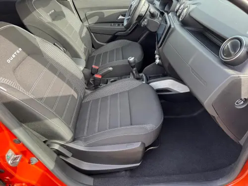 Dacia Duster ECO-G 100 4x2 Journey - Photo 16