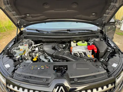 Renault Austral E-Tech hybrid 200 Evolution - Photo 19