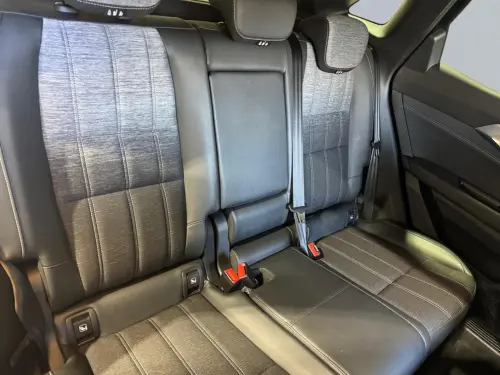 Renault Austral E-Tech hybrid 200 Techno - Photo 17