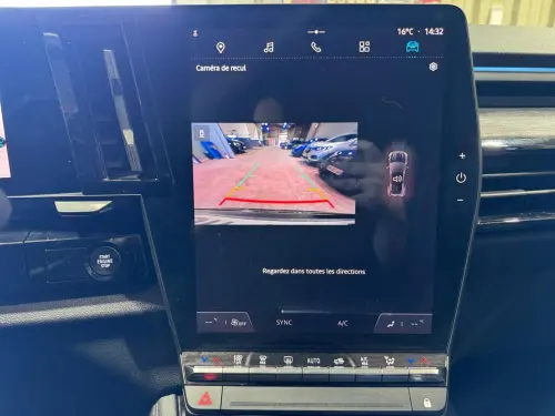 Renault Austral E-Tech hybrid 200 Techno - Photo 20