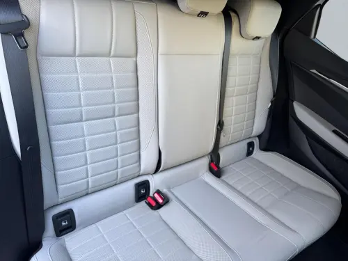 Renault Megane E-Tech Megane E-Tech EV60 220 ch super charge Iconic - Photo 17