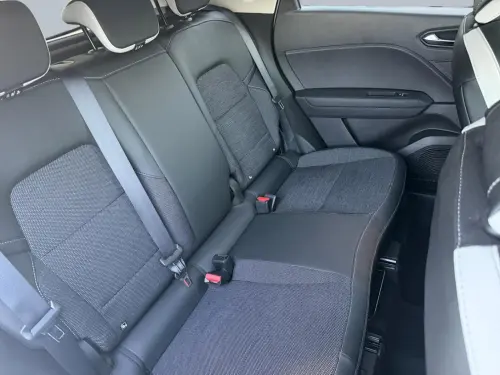 Renault Captur mild hybrid 160 EDC Techno - Photo 17